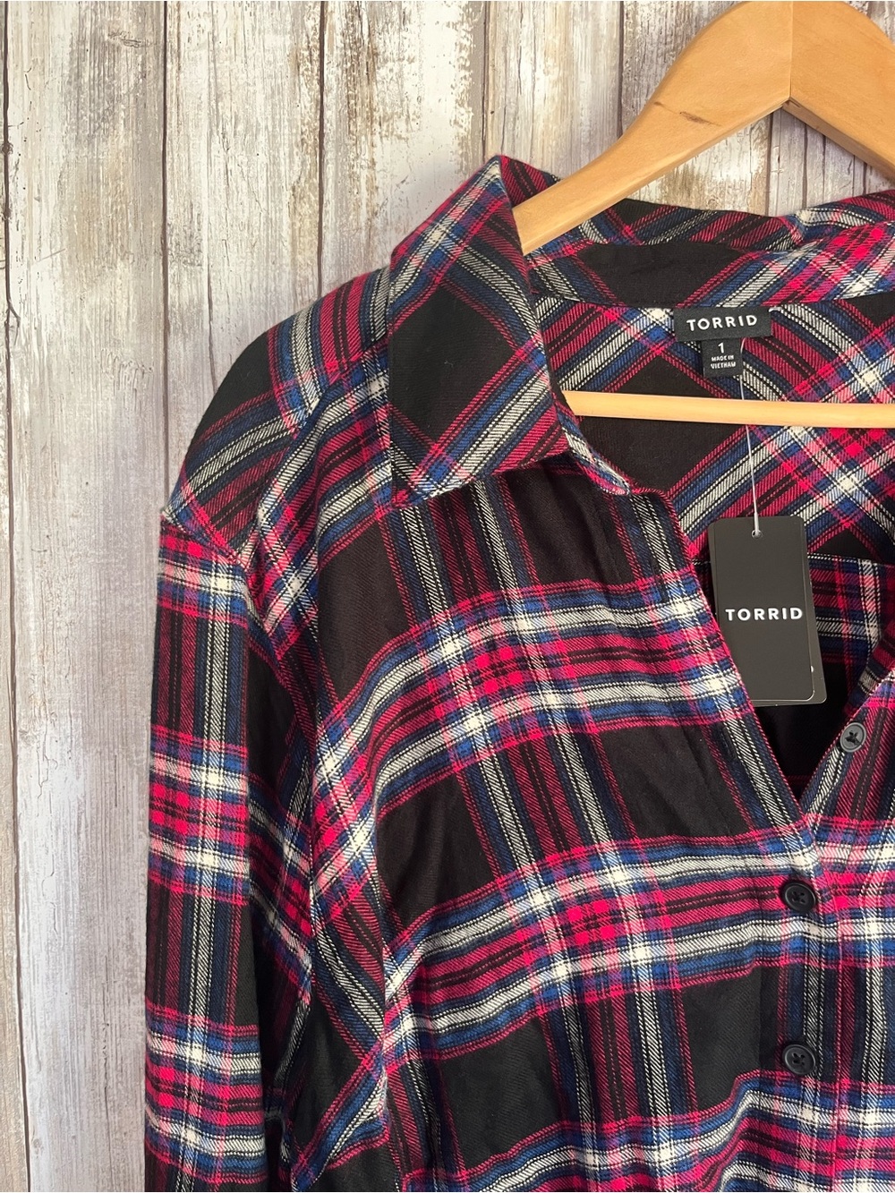 NWT Torrid Lizzie Plaid Button Down Shirt Red Black Size 1 14/16 - Picture 4 of 6